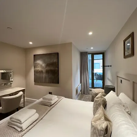 The Monochrome At Ryedale House - Free Parking * York