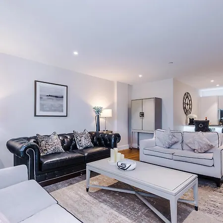 The Monochrome At Ryedale House - Free Parking