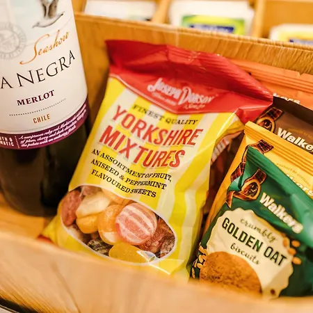 The Monochrome At Ryedale House - Free Parking *