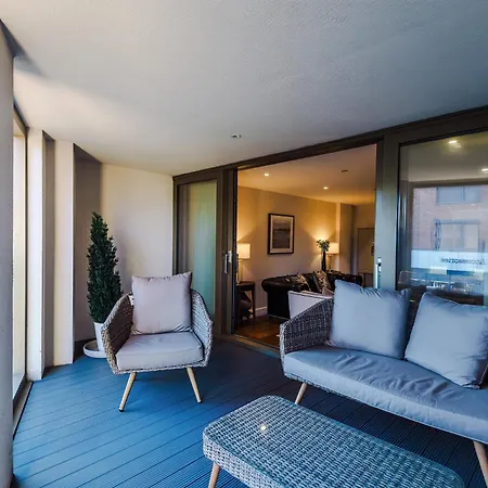 Apartment The Monochrome At Ryedale House - Free Parking *