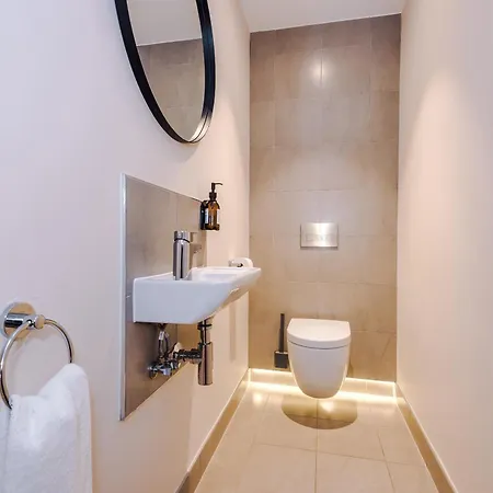 Apartment The Monochrome At Ryedale House - Free Parking