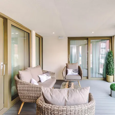 The Monochrome At Ryedale House - Free Parking Apartment *