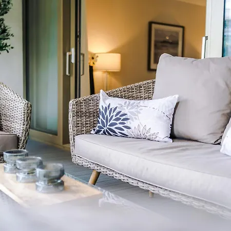 The Monochrome At Ryedale House - Free Parking Apartment