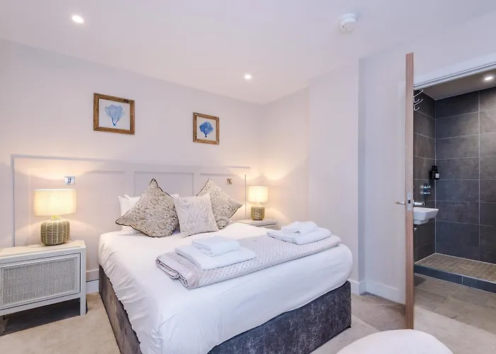 The Monochrome At Ryedale House - Free Parking