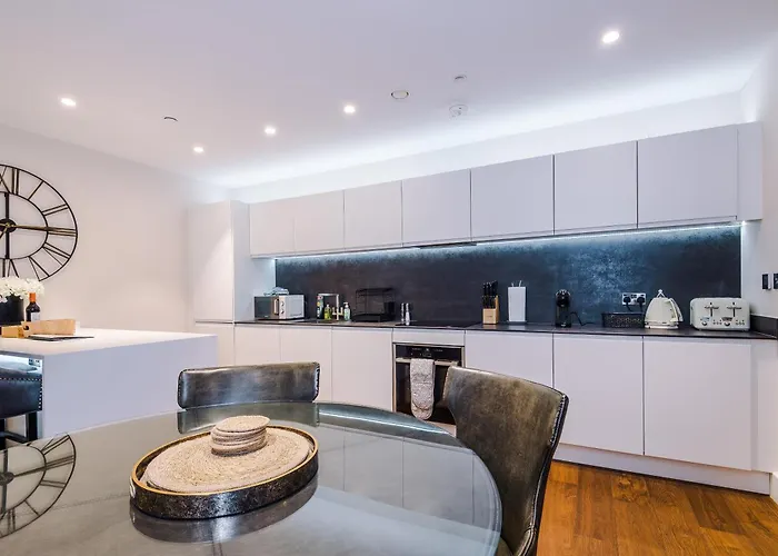 The Monochrome At Ryedale House - Free Parking アパート