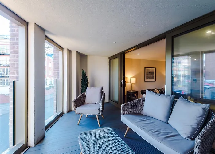 The Monochrome At Ryedale House - Free Parking アパート ヨーク