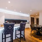 Apartment The Monochrome At Ryedale House - Free Parking York