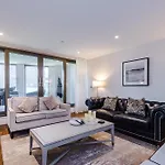 The Monochrome At Ryedale House - Free Parking *
